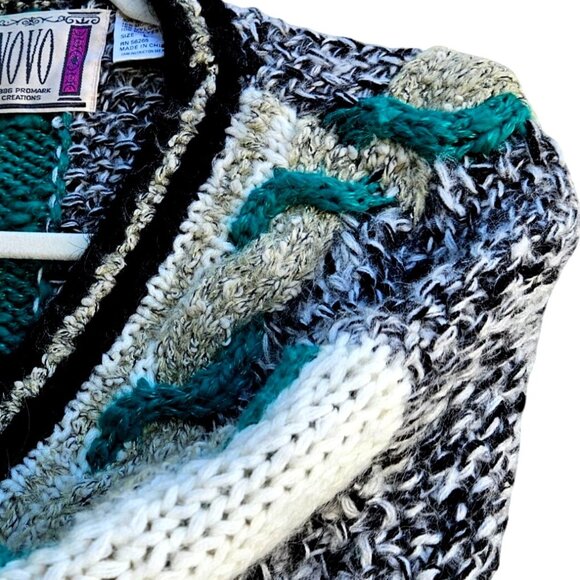 Vintage 1980s Novo Knit Sweater Mohair Blend V Neck Graphic Pullover - Picture 5 of 13